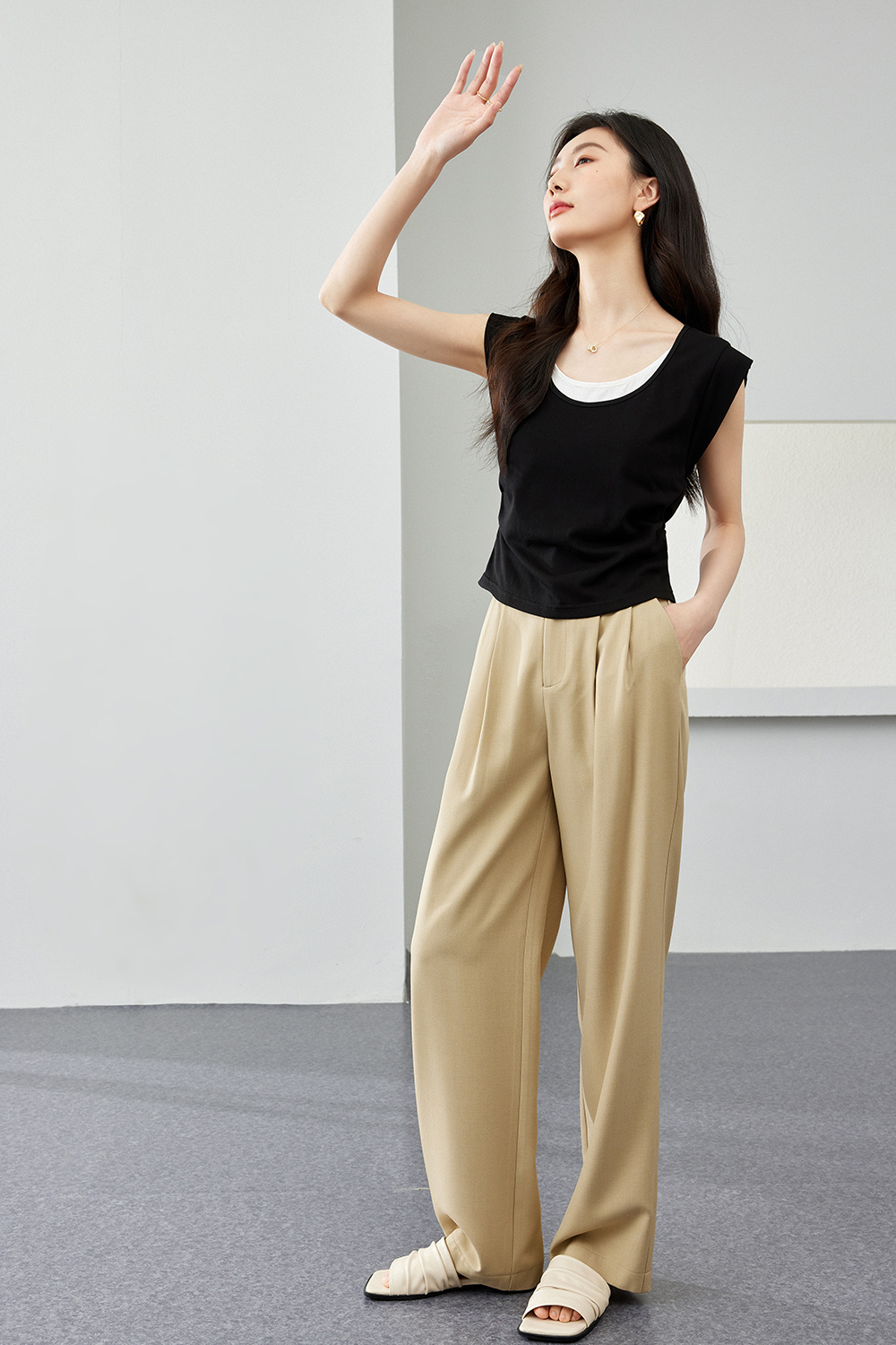 Fake Two-Piece Contrasting Color T-Shirts