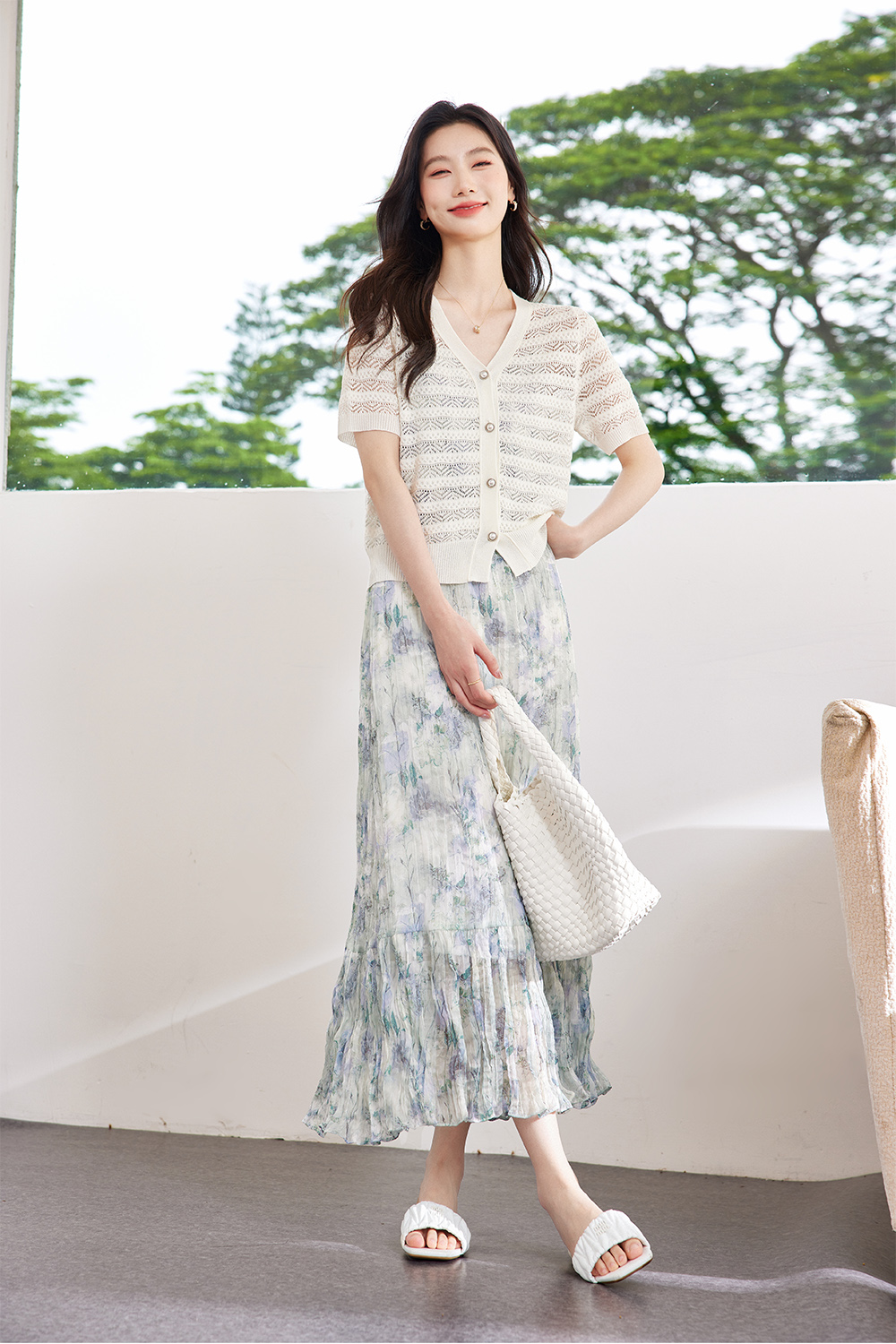 （暂无定价）Hollow Striped Knitted Cardigan