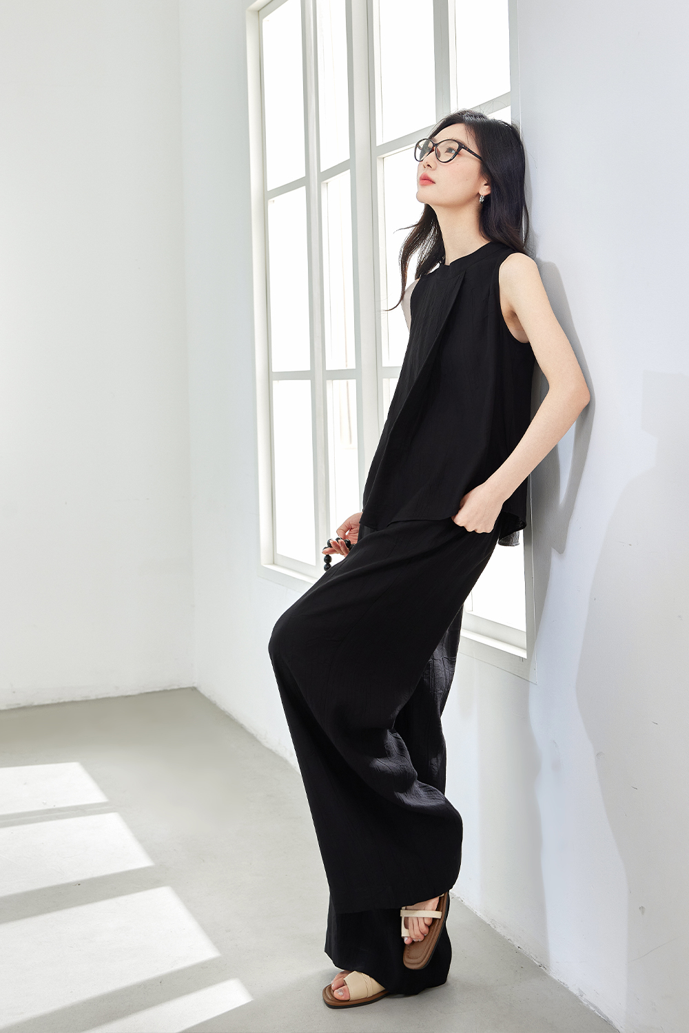 Textured Woven Stylish Suit