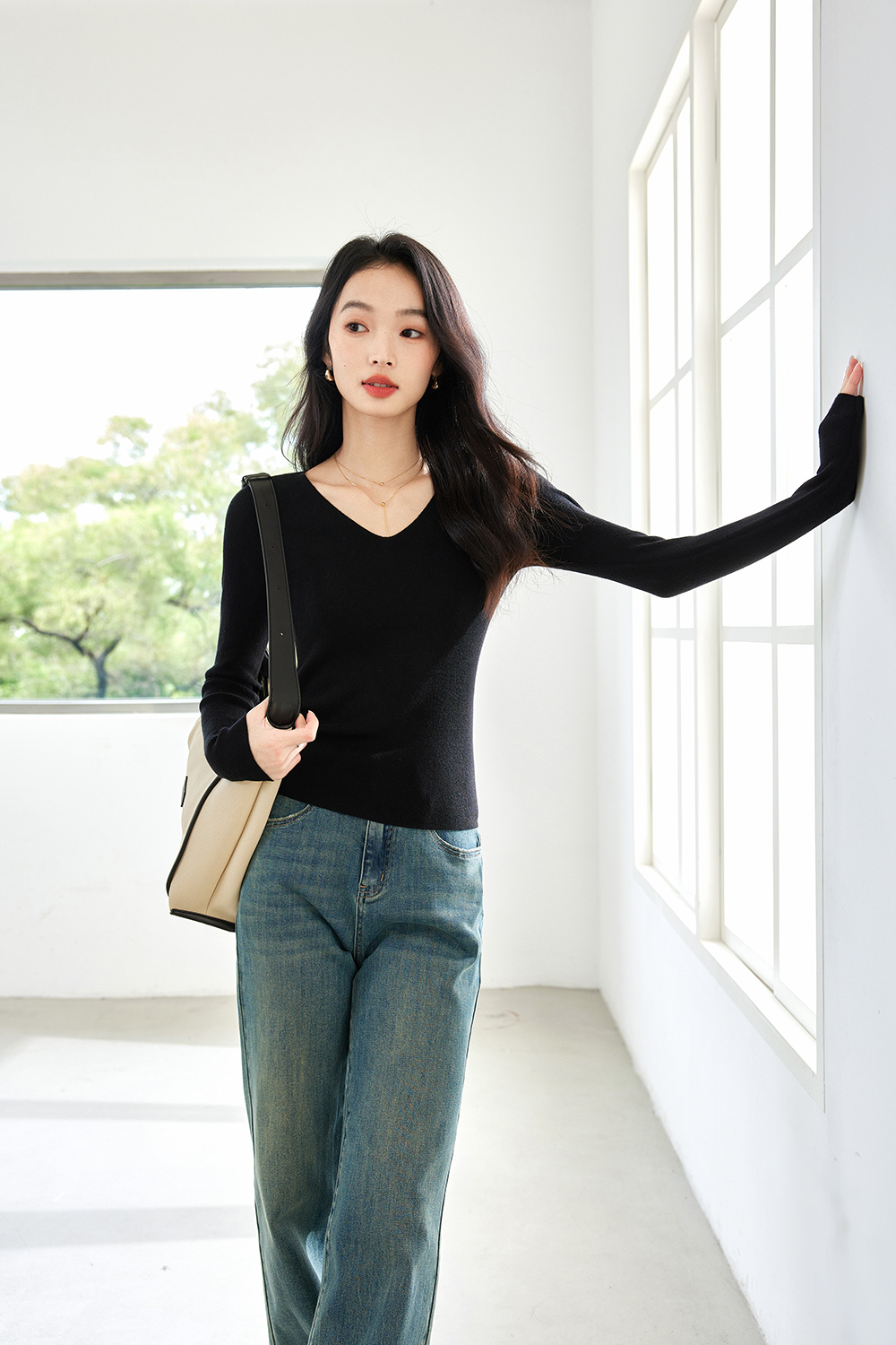 Casual And Versatile Base Sweater