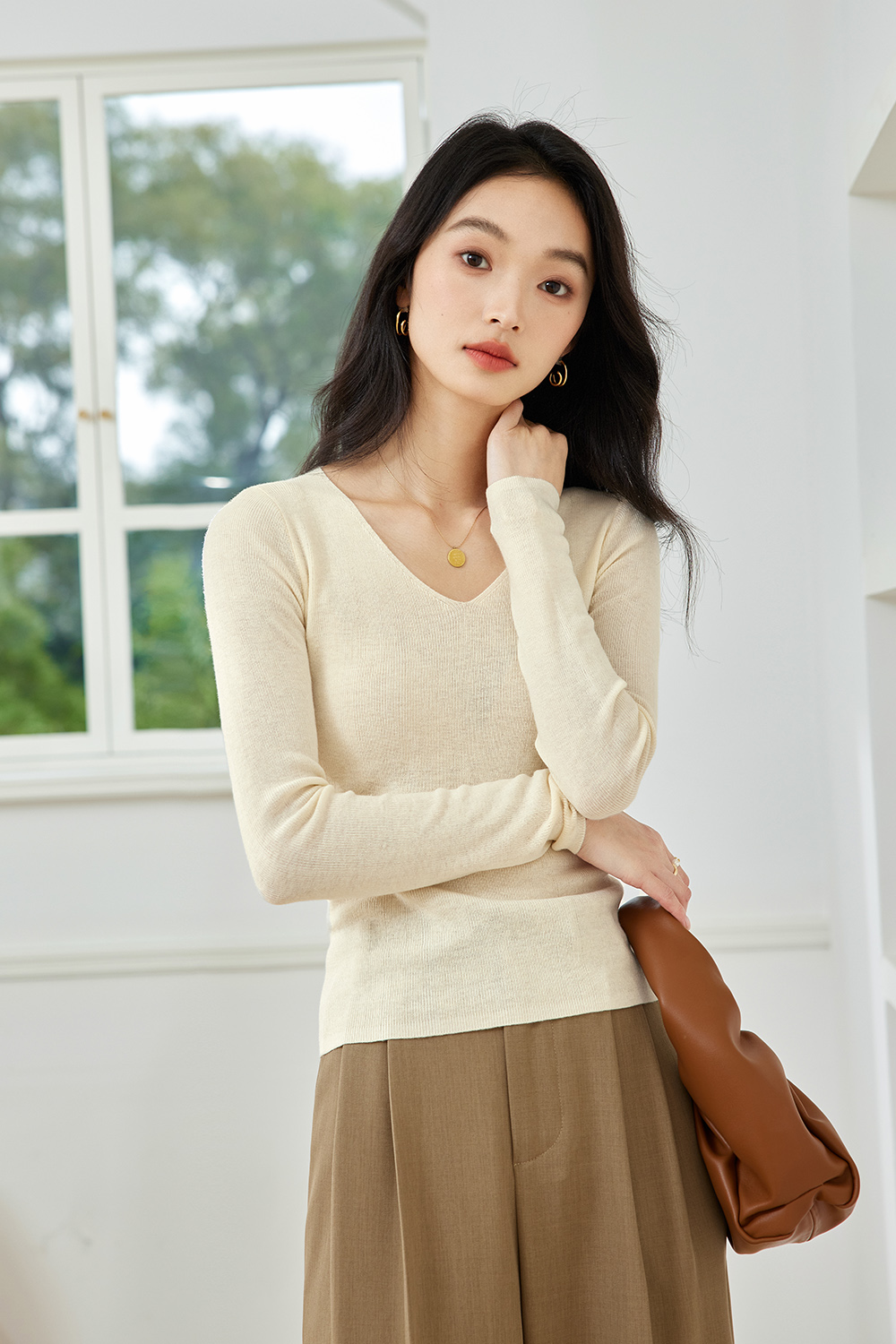 Casual And Versatile Base Sweater