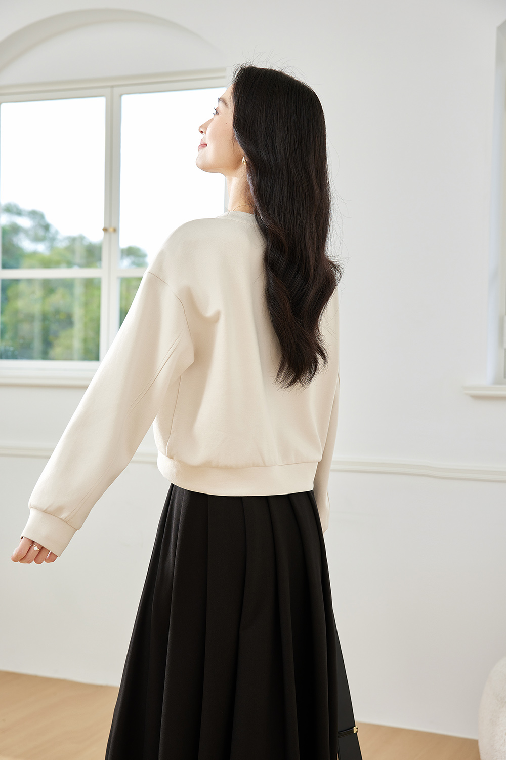 Letter Embroidered Casual Sweatshirt