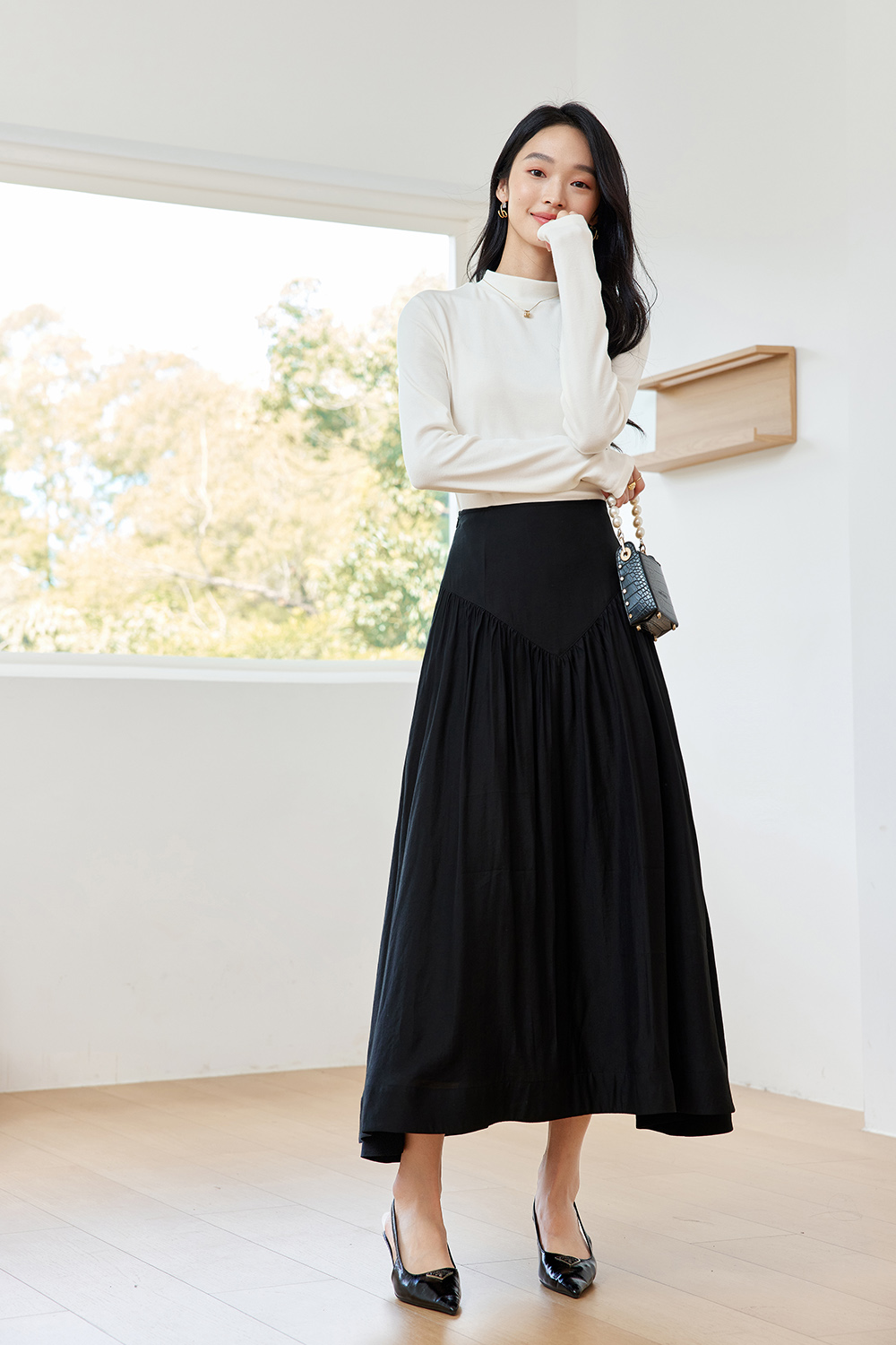 Elegant Pleated Skirt.