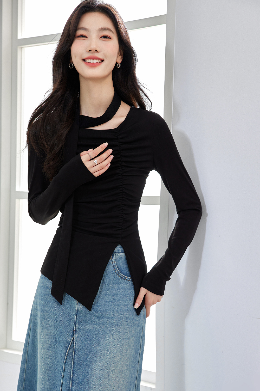 Retro Lyocell Pleated Ribbon T-Shirt