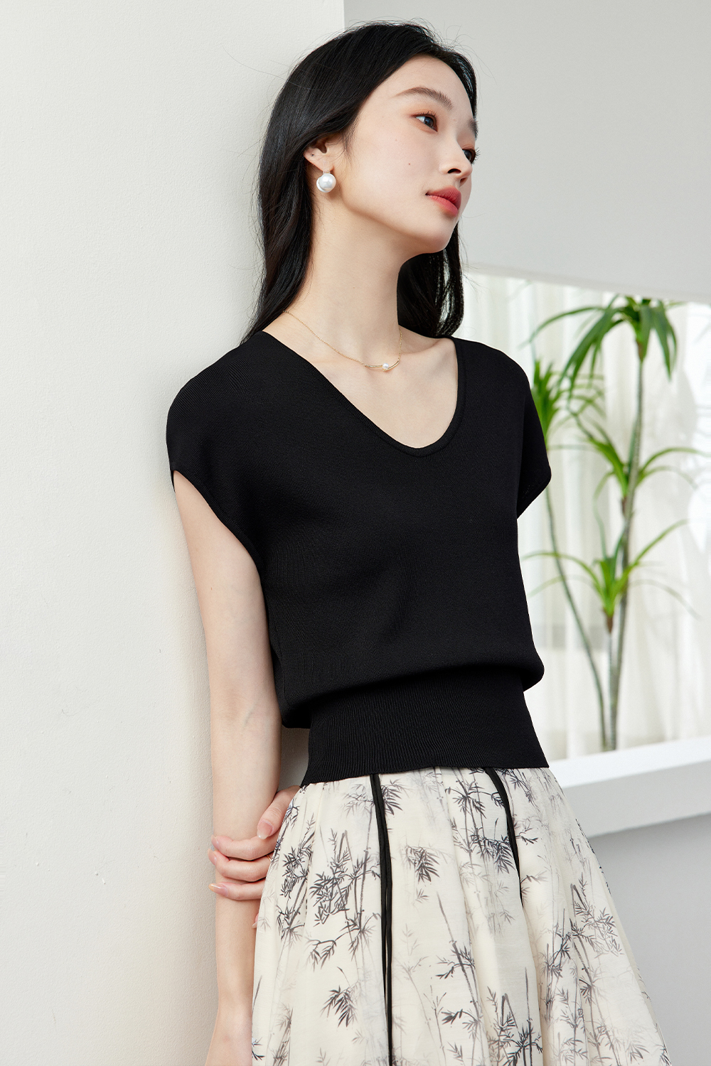 Waist-Cinched Hollowed-Out Knitted Sweater
