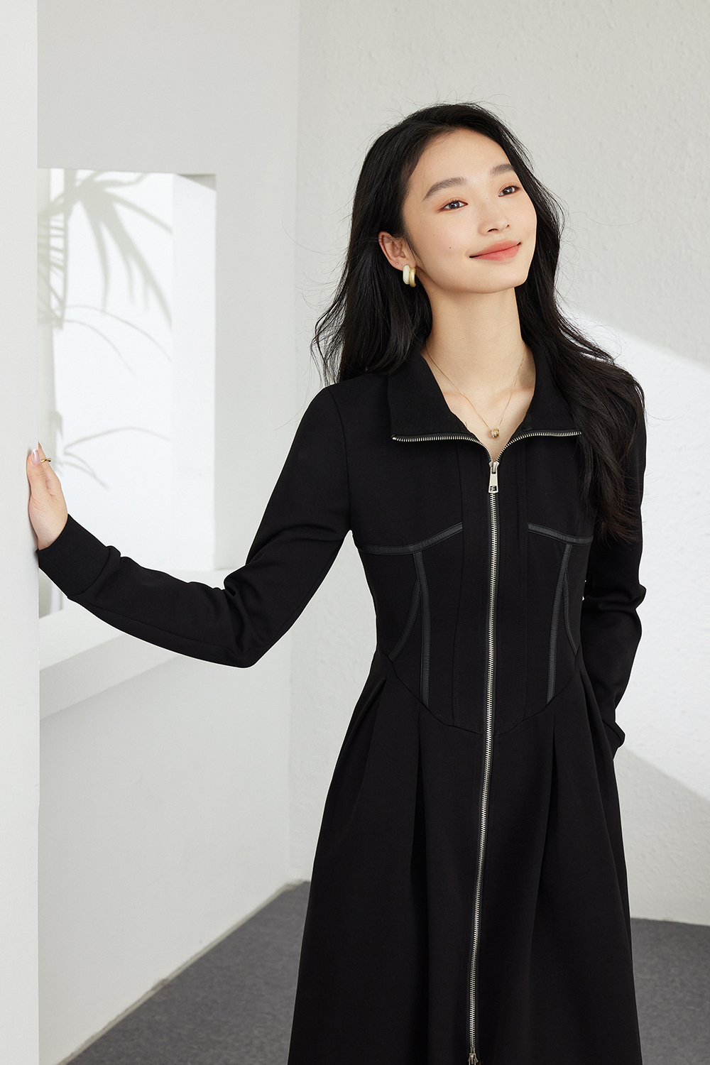 Fashion Stand-Collar Silhouette Dress