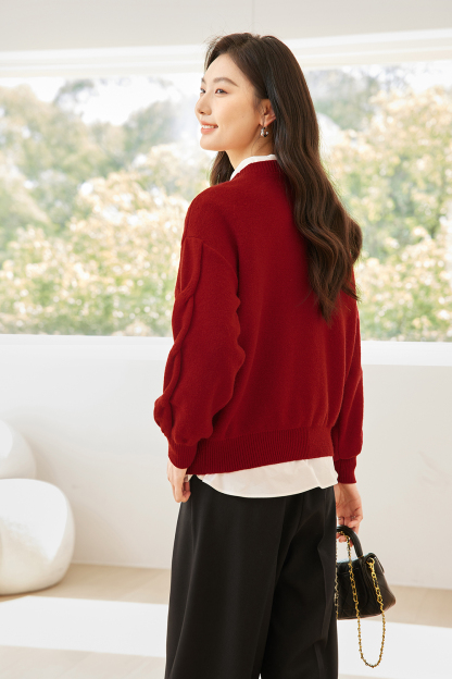 3D Line Design Sweater