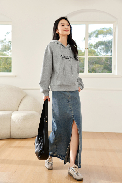 Letter American style hooded sweatshirt