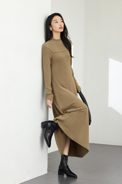 Inner waist-cinched knitted dress