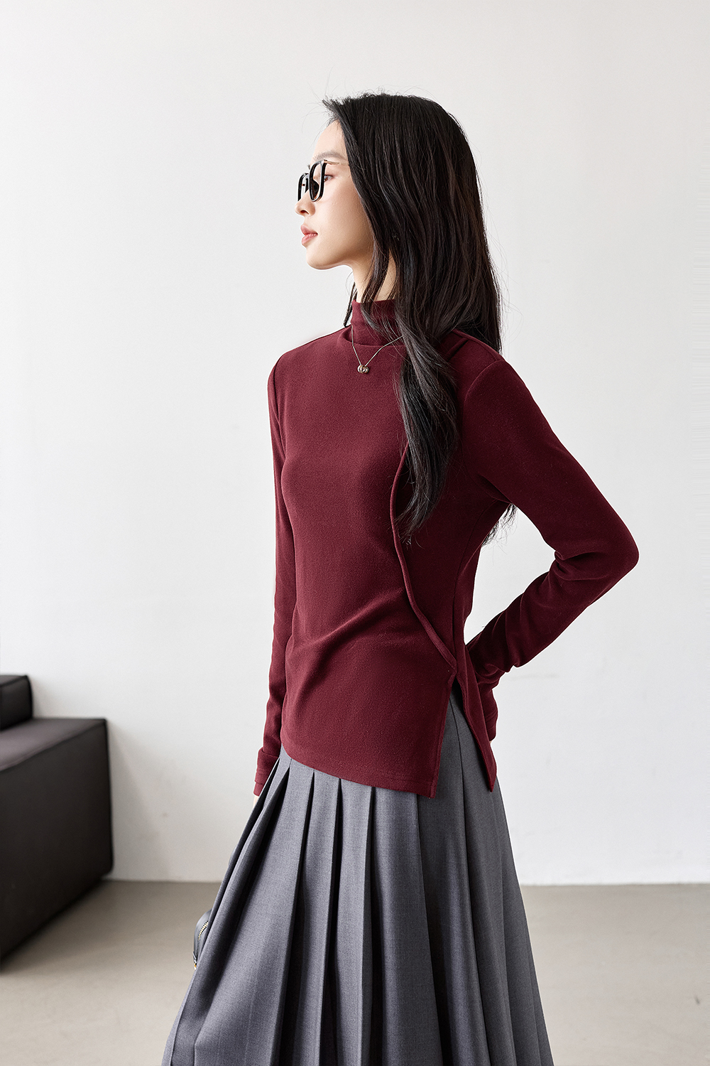 Irregular Hem Knitted Bottoming Shirt-VIMLYSTORE