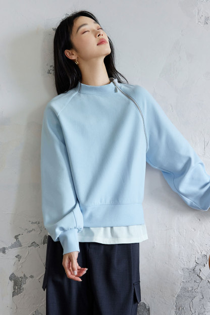 Structural Zipper Segmentation Sweatshirt
