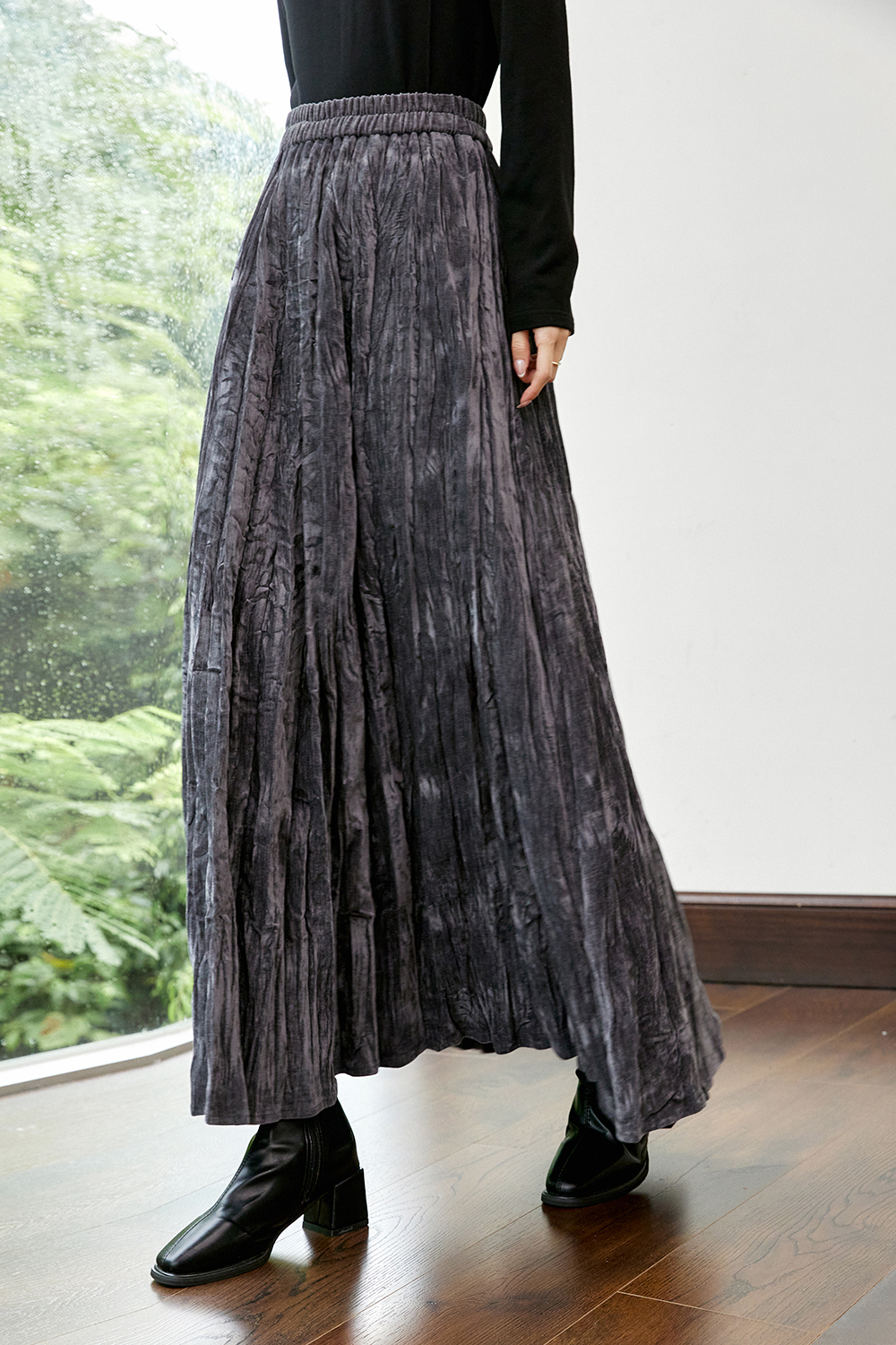 Wrinkled Velvet High-Waisted Midi Skirt-VIMLYSTORE