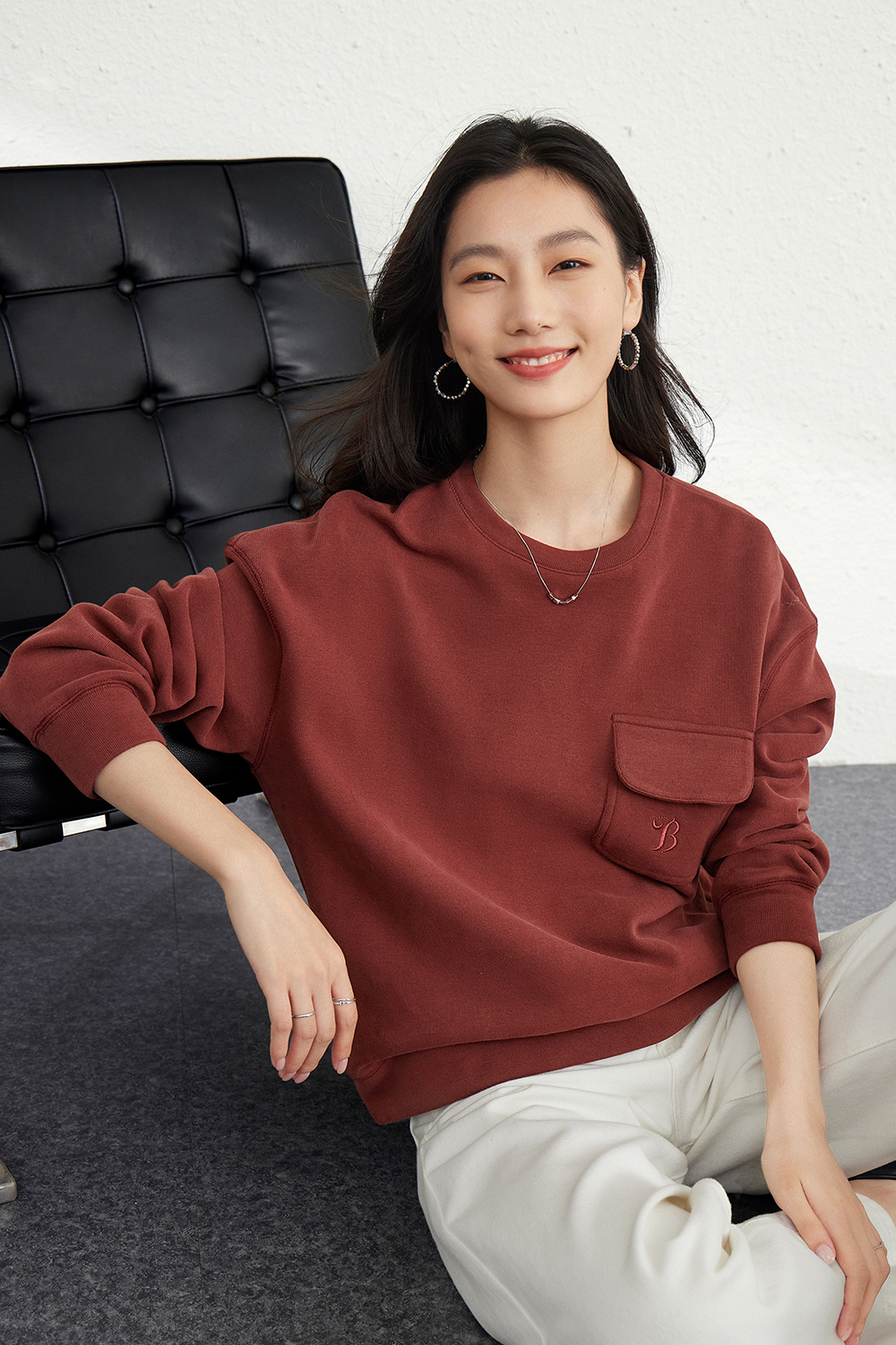 Thin-Fleece Embroidered Design Sweatshirt-VIMLYSTORE