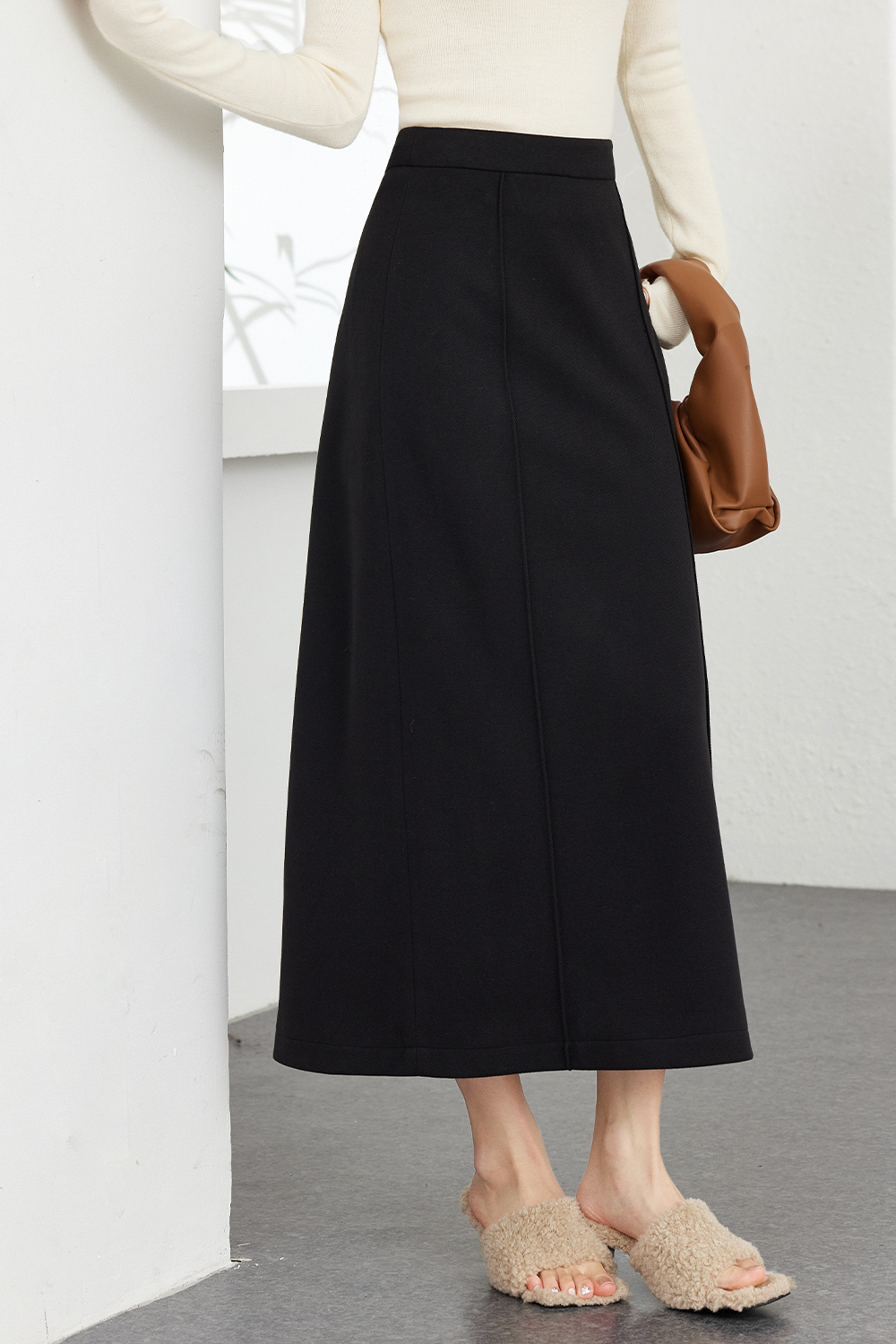 Simple Hip-Hugging Straight Skirt