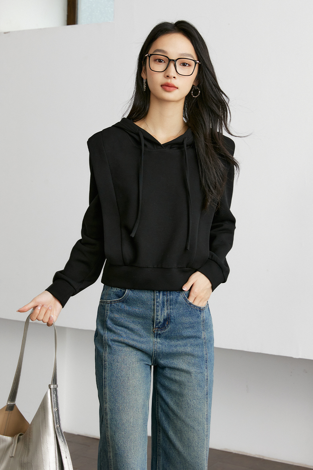 Versatile Commuter Hooded Sweatshirt