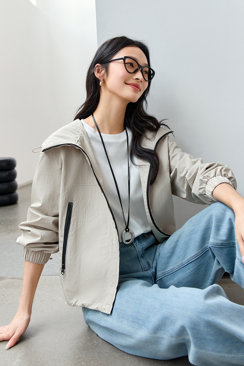 Contrast Color Hooded Jacket