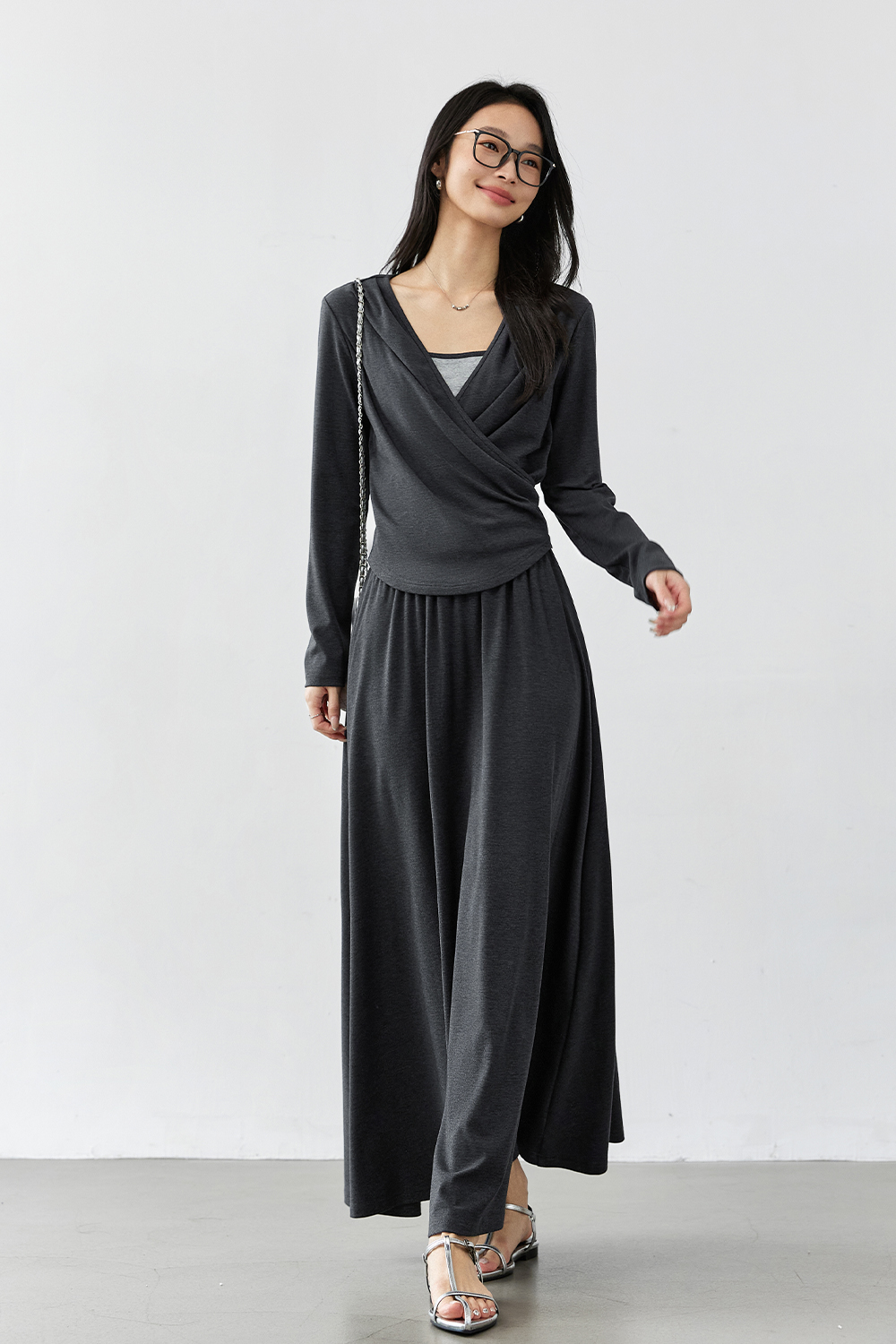 Fake Two-Piece V-Neck Suit