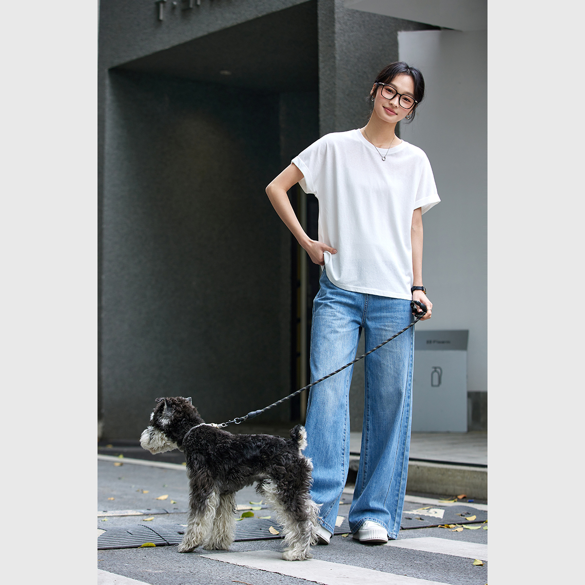 Round Neck Solid Color T-Shirt