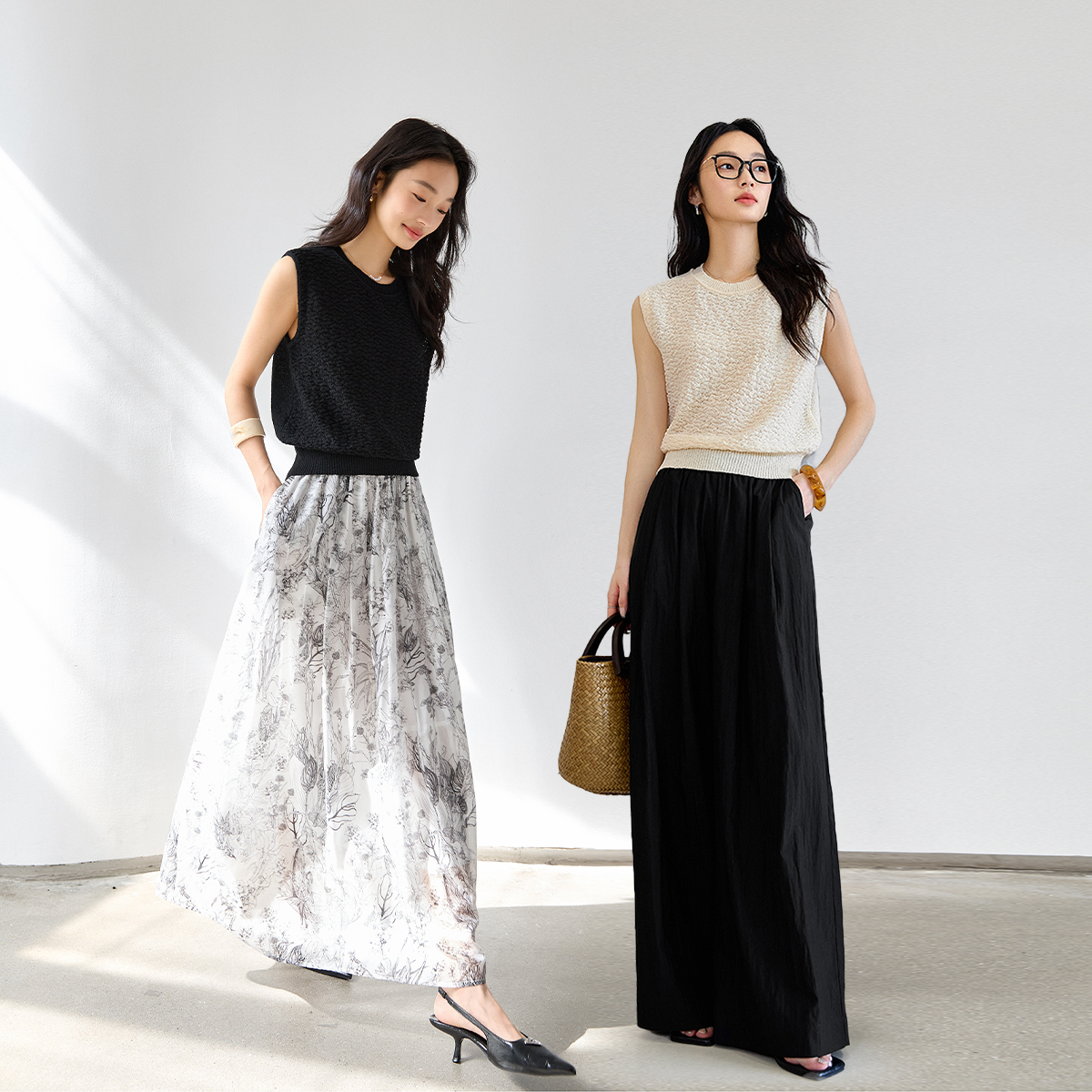 Textured Sleeveless Sweater-VIMLYSTORE