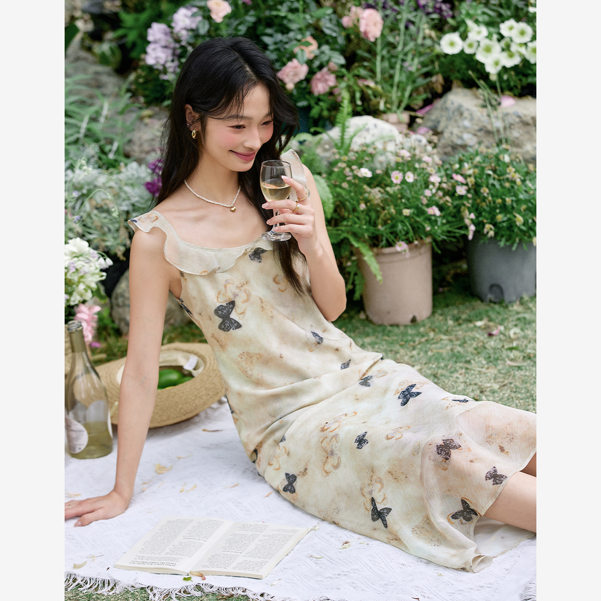 U-Neck Butterfly Suspender Dress