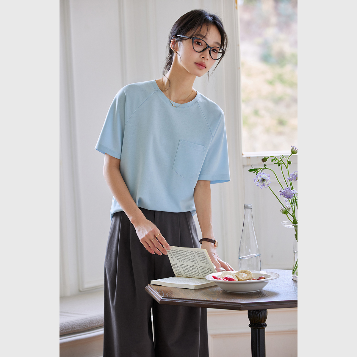 Loose T-Shirt With Patch Pockets