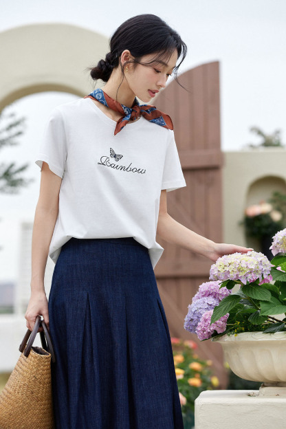Exquisite Butterfly Embroidered T-Shirt