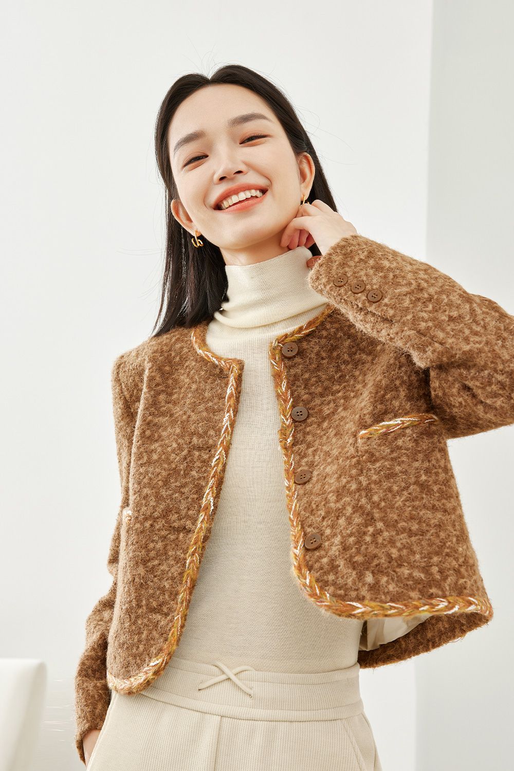 Short thickened tweed jacket