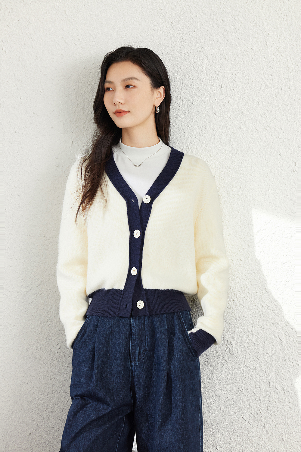 Apricot Lazy-Style Color-Block V-Neck Sweater Jacket