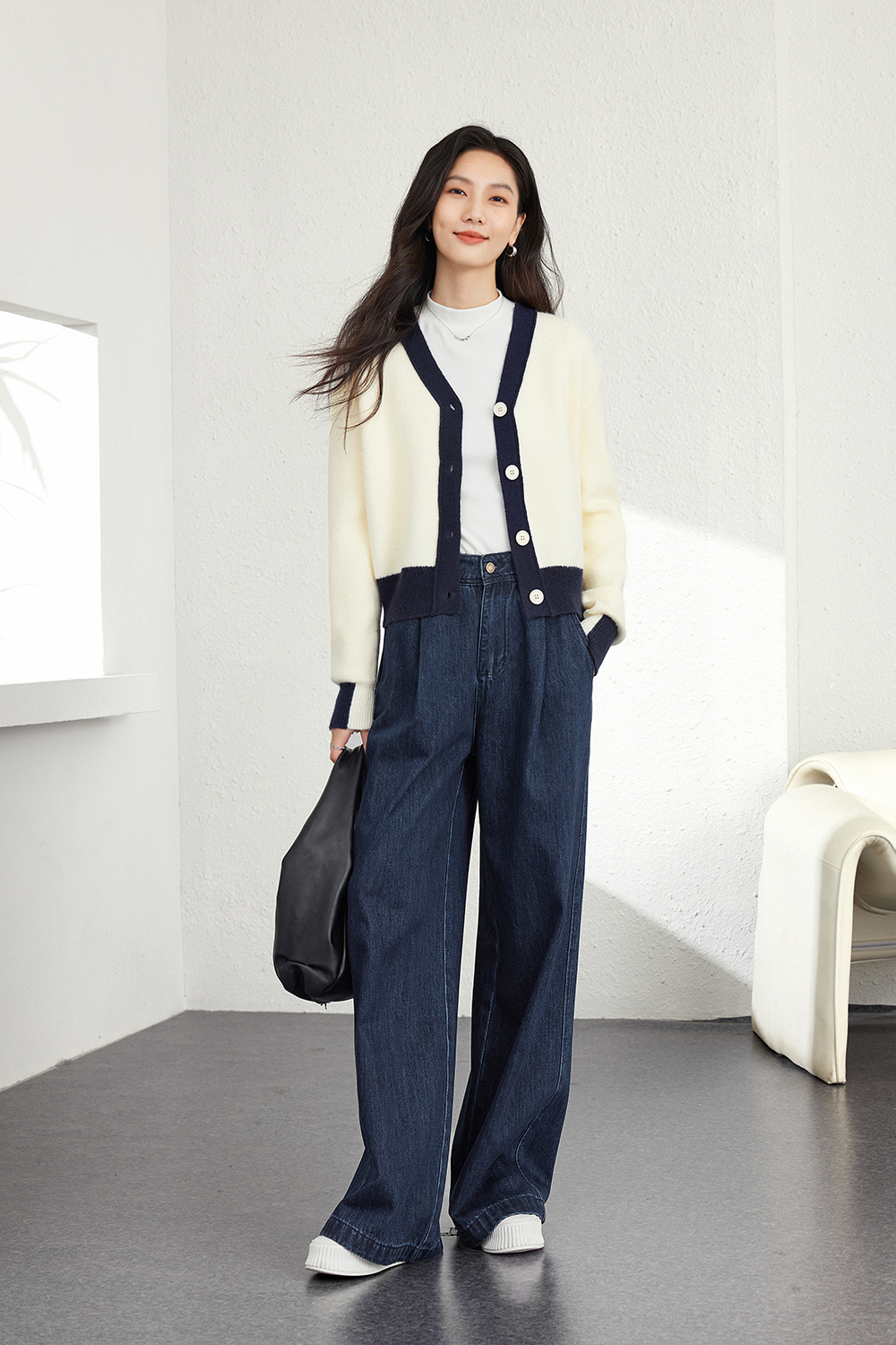 Apricot Lazy-Style Color-Block V-Neck Sweater Jacket