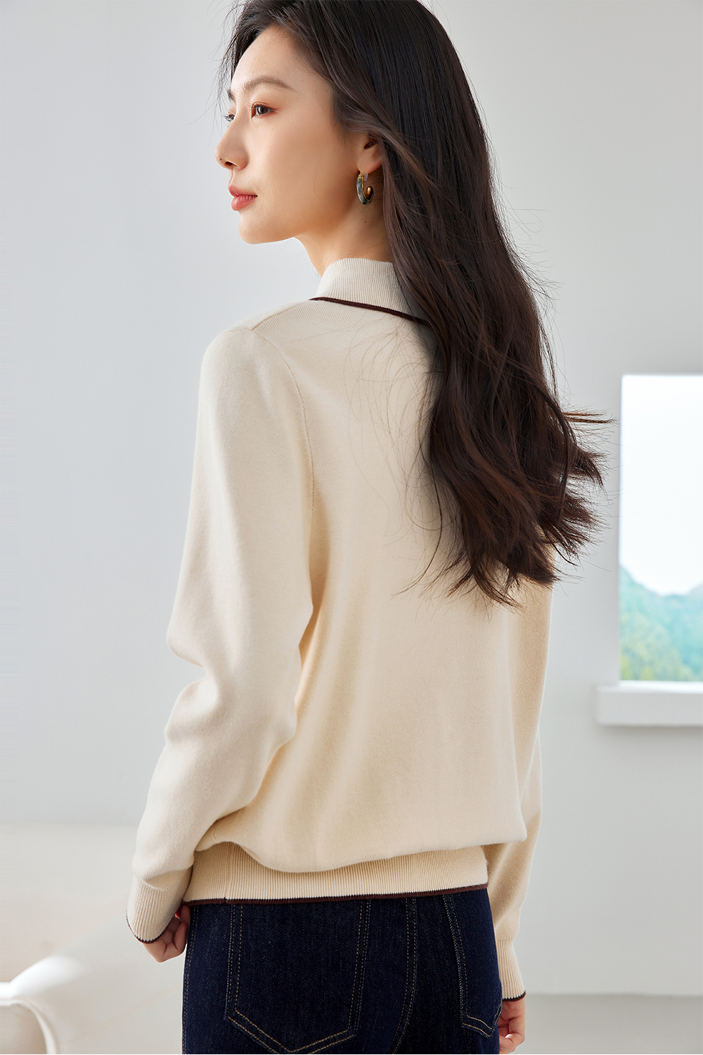 Color-Blocked Lapel Knit Sweater
