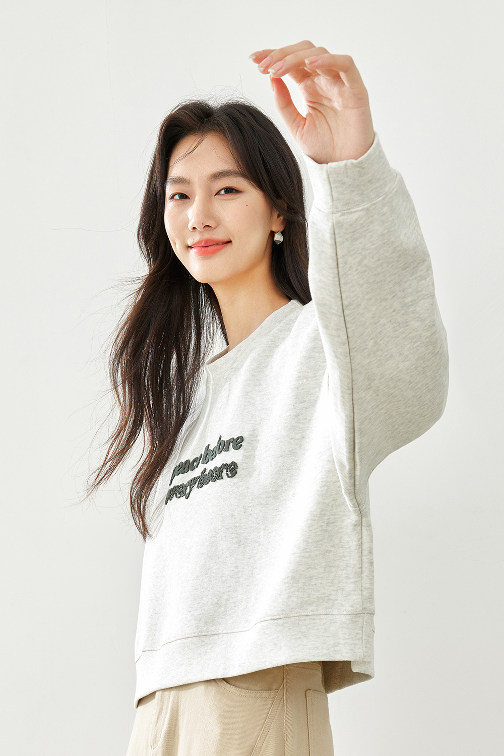 3D letter embroidered sweatshirt