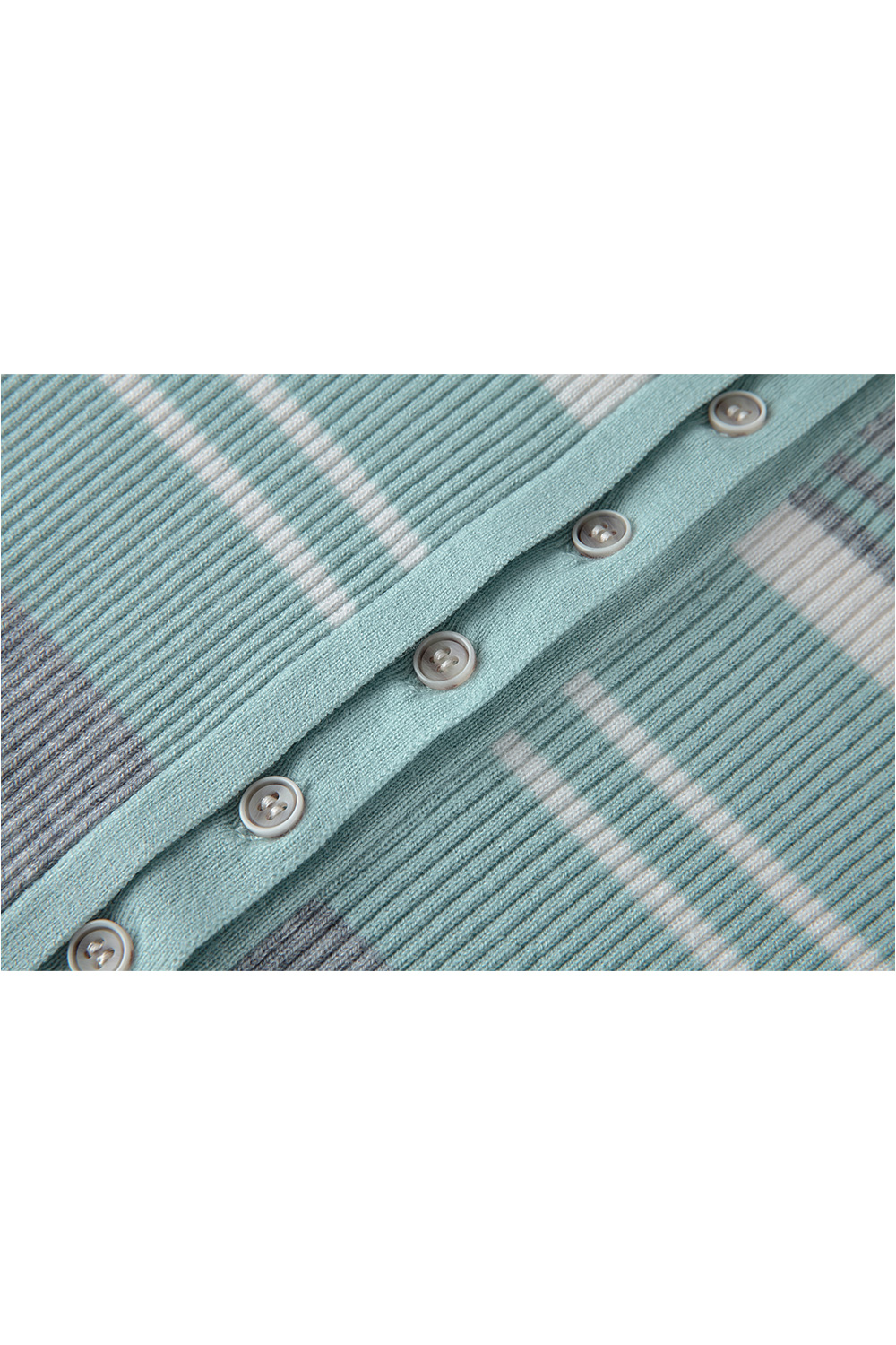 Round Neck Striped Knit Sweater-VIMLYSTORE