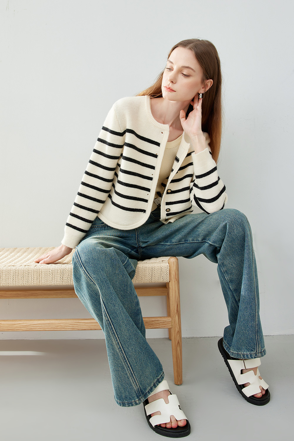 Rounded Hem Knitted Cardigan