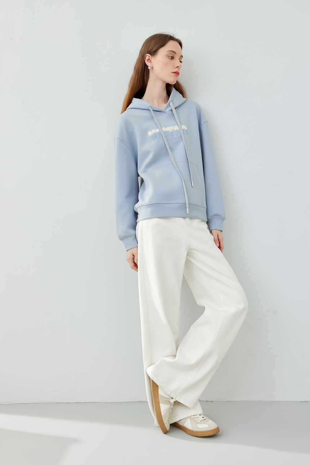 hooded embroidered sweatshirt