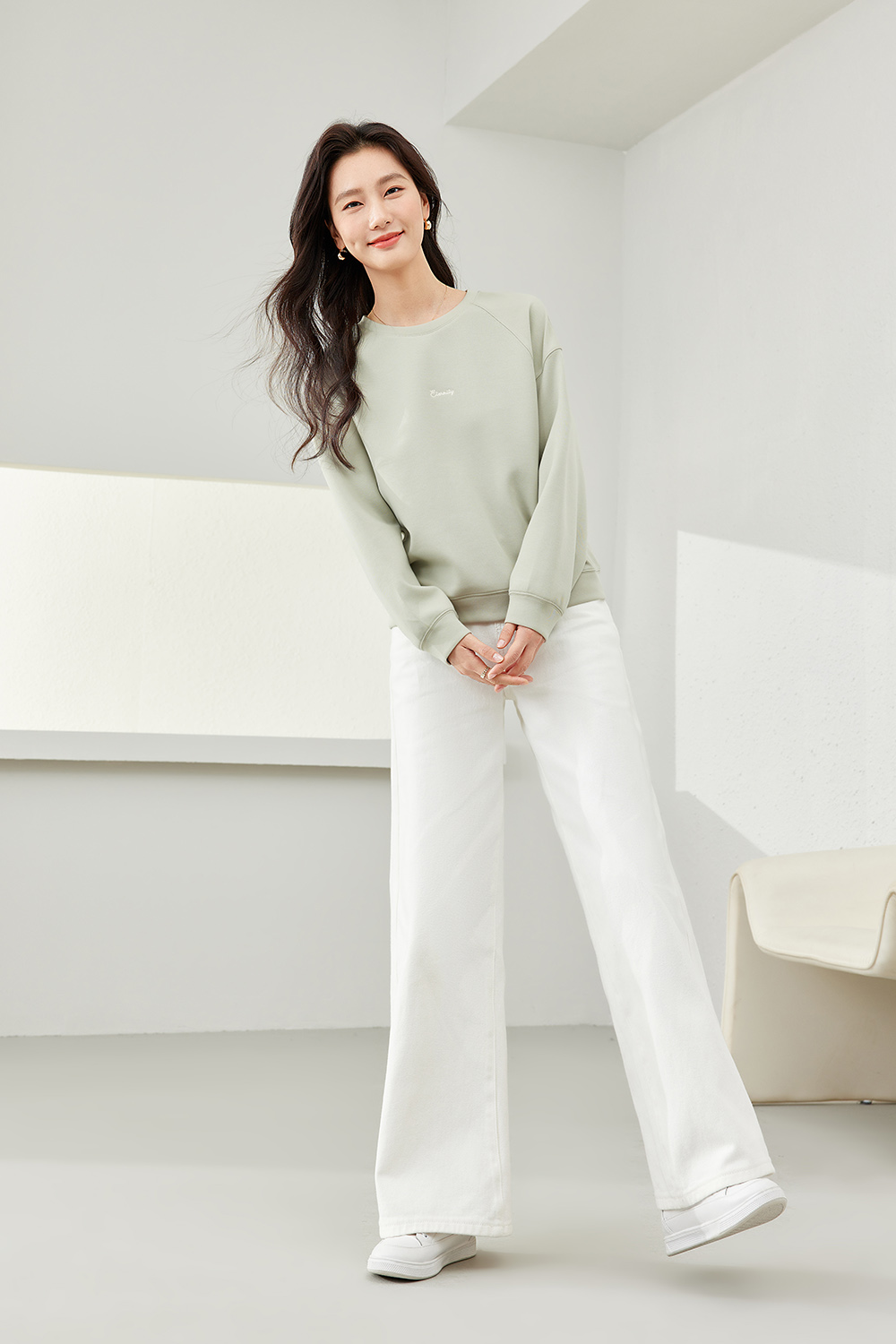 Premium Crew Neck Sweatshirt-VIMLYSTORE