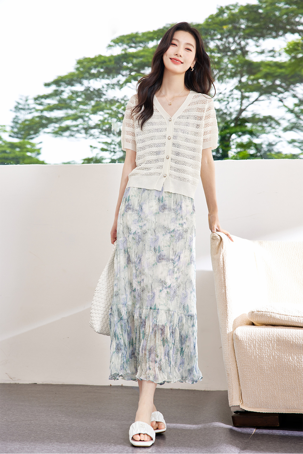 （暂无定价）Hollow Striped Knitted Cardigan