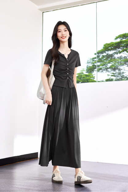 （暂无定价）Fashion Temperament Umbrella Skirt Suit