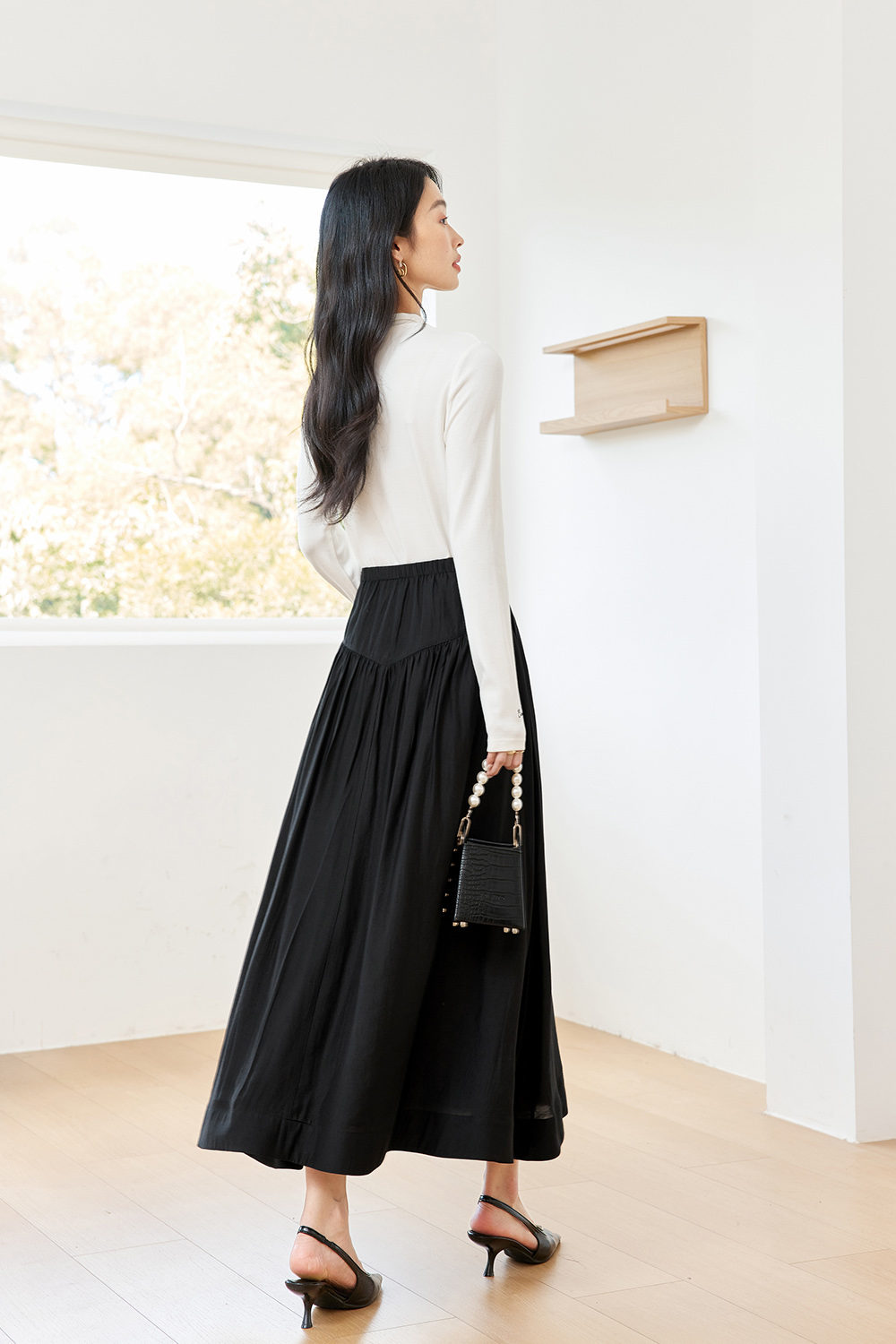 Elegant Pleated Skirt.