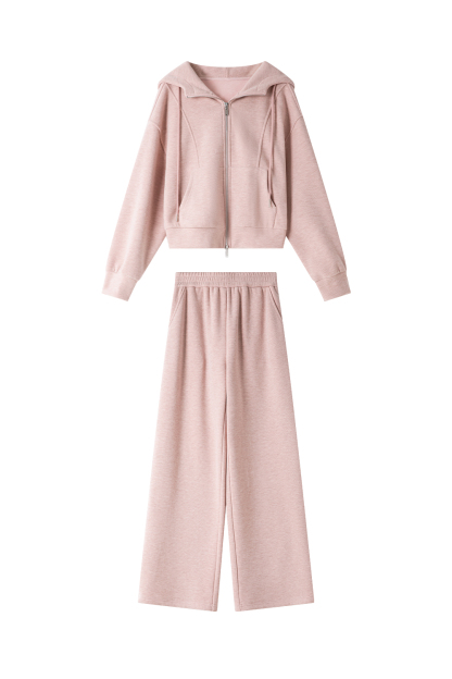 Lazy sporty pink suit