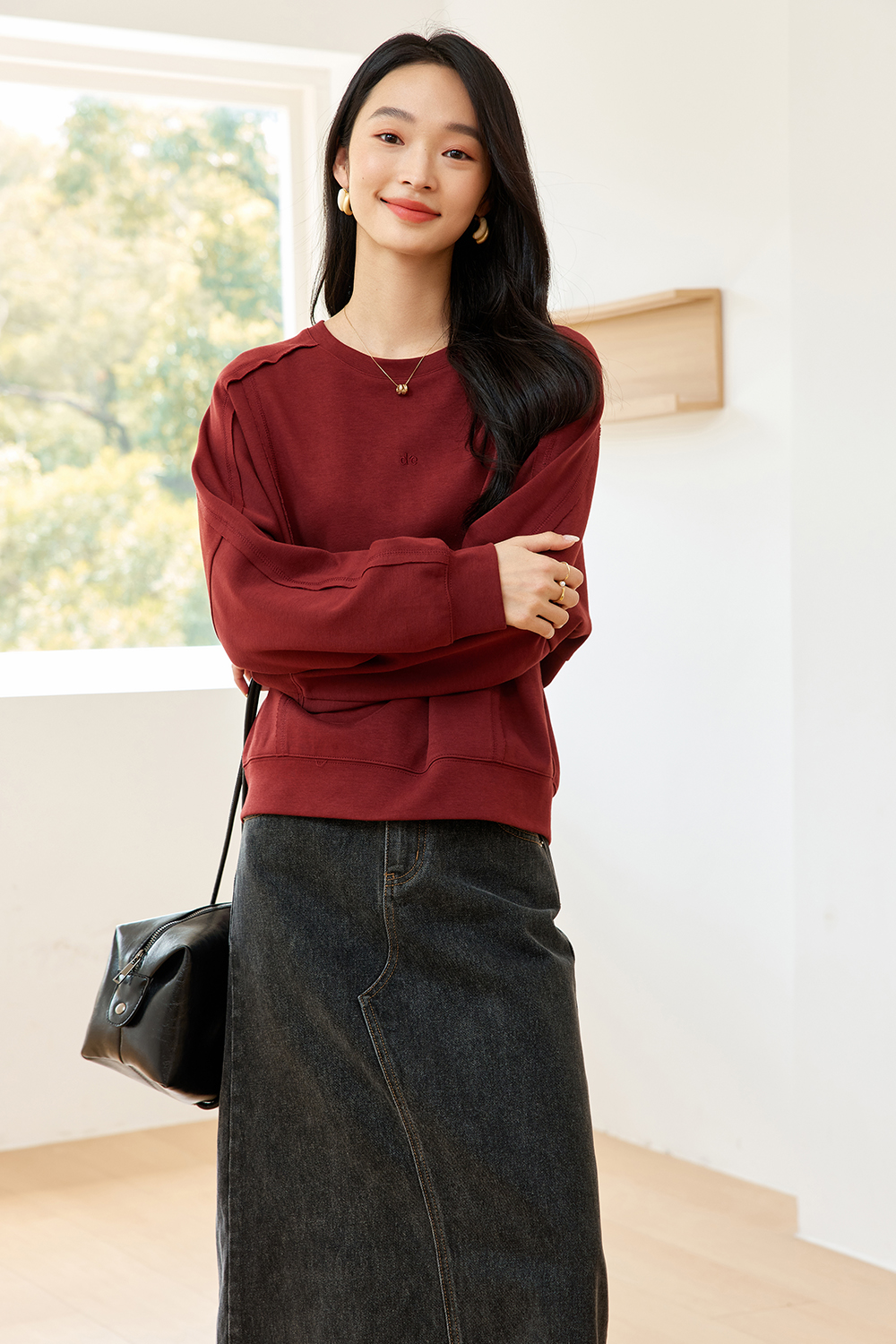 Fashionable Wine Red Embroidered Sweatshirt-VIMLYSTORE