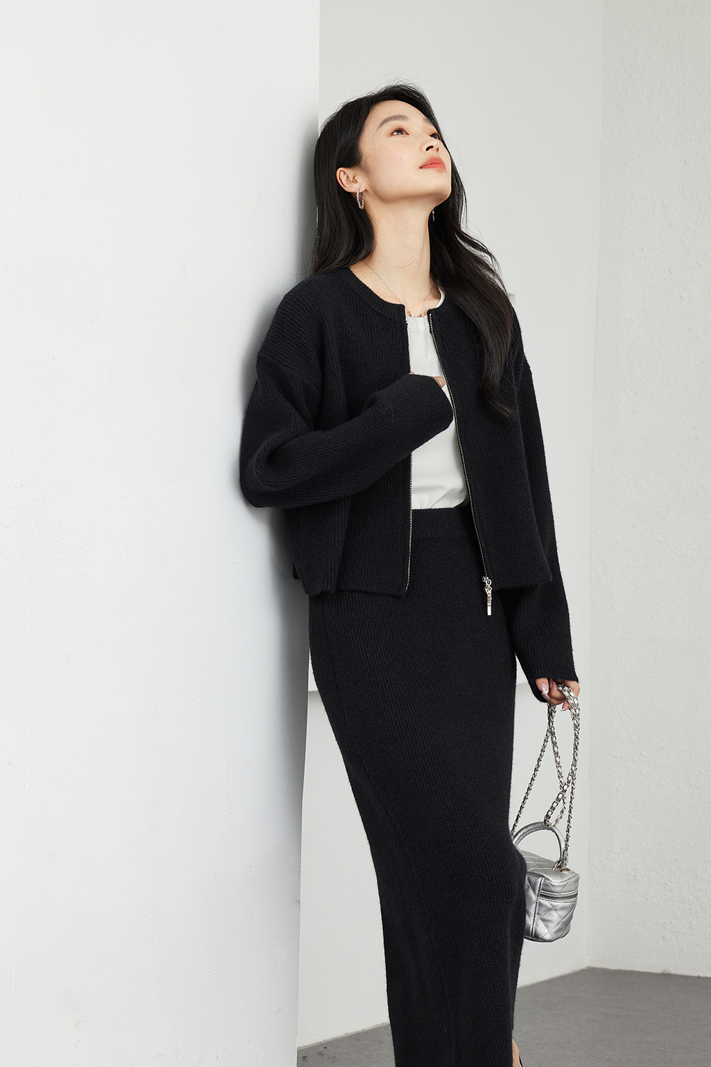Simple And Relaxed Knitted Suit