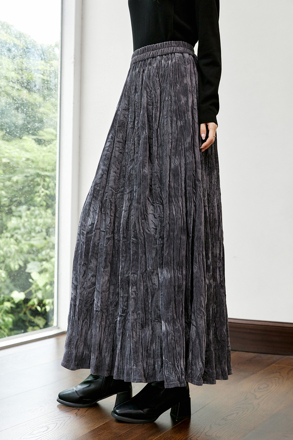 Wrinkled Velvet High-Waisted Midi Skirt-VIMLYSTORE