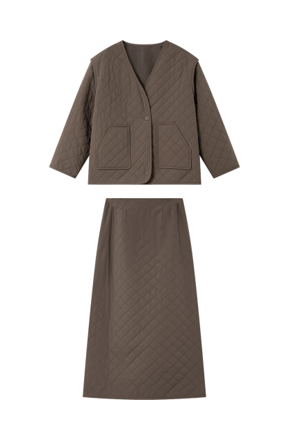 Classic Brown Diamond-Quilted Padded Set