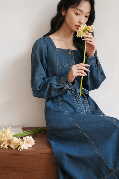 Retro Denim Lace-Up Dress