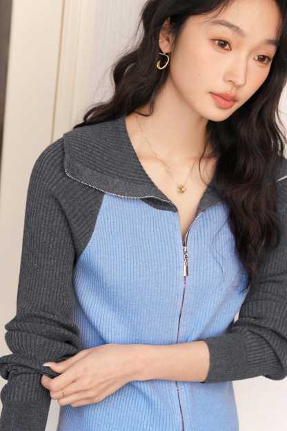 Contrast-color Zippered Knitted Cardigan