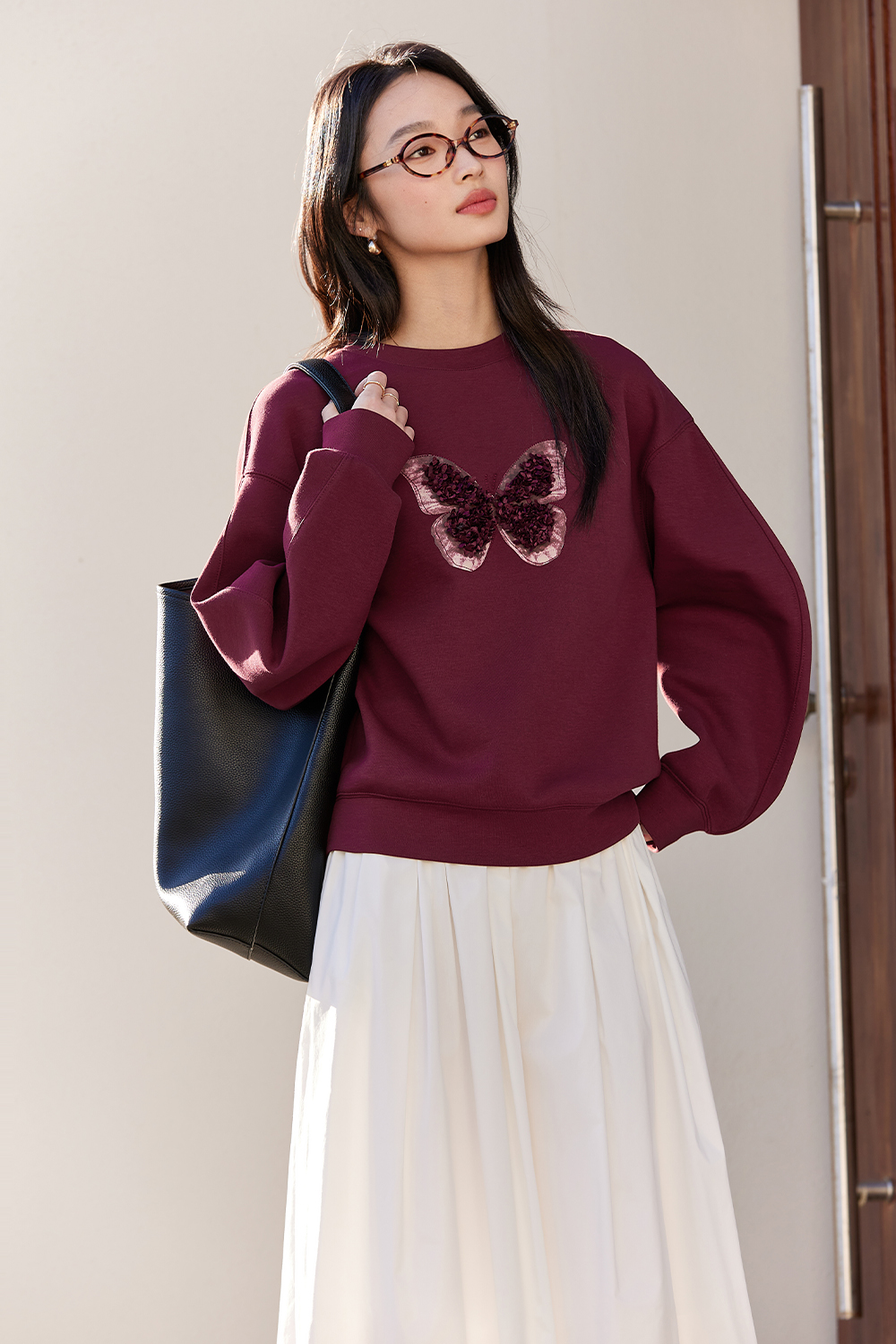 Butterfly Embellished Sweatshirt-VIMLYSTORE