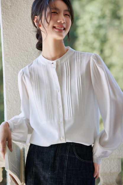 Round Neck Pleated Shirt
