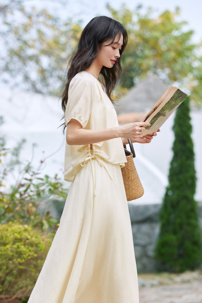 Gentle Beige Two-Piece Skirt Suit