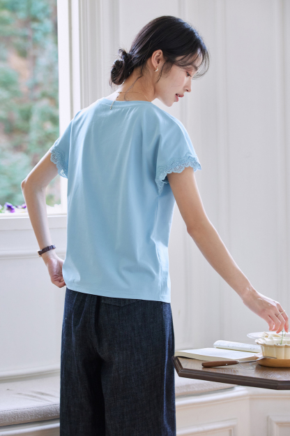 Lace Decoration Solid Color T-Shirt