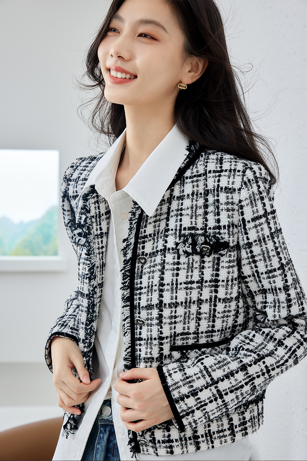 Tweed fabric black and white plaid thick coat